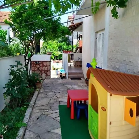 וילה Katina With Private Pool, Pool Table, Barbecue סופטאר