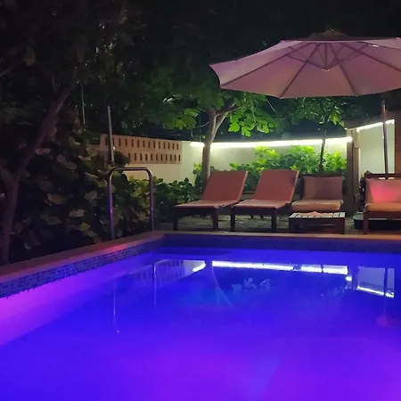 Katina Βίλα Supetar