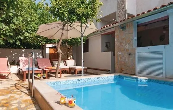 Katina 别墅 苏佩塔尔