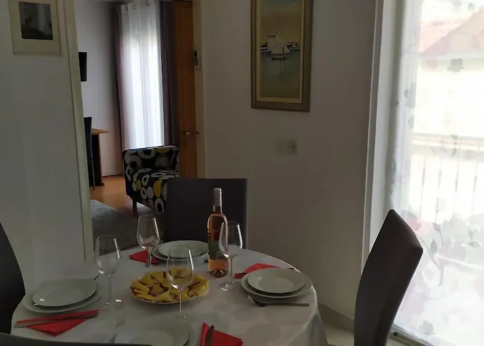 别墅 Katina 苏佩塔尔